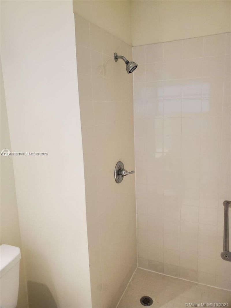 1630 NE 157th, North Miami Beach, FL 33162 Photo