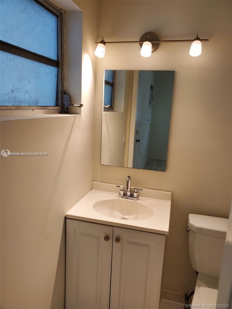 1630 NE 157th, North Miami Beach, FL 33162 Photo