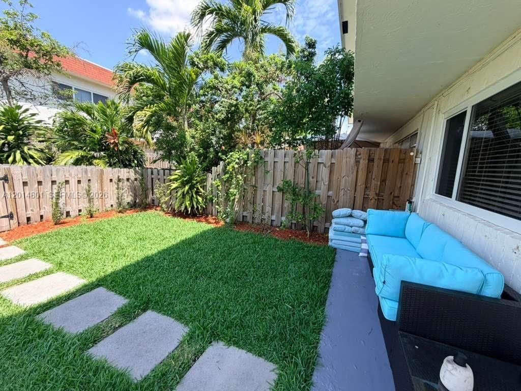 1500 NE 151st St, Unit 104, Miami, FL 33162 Photo
