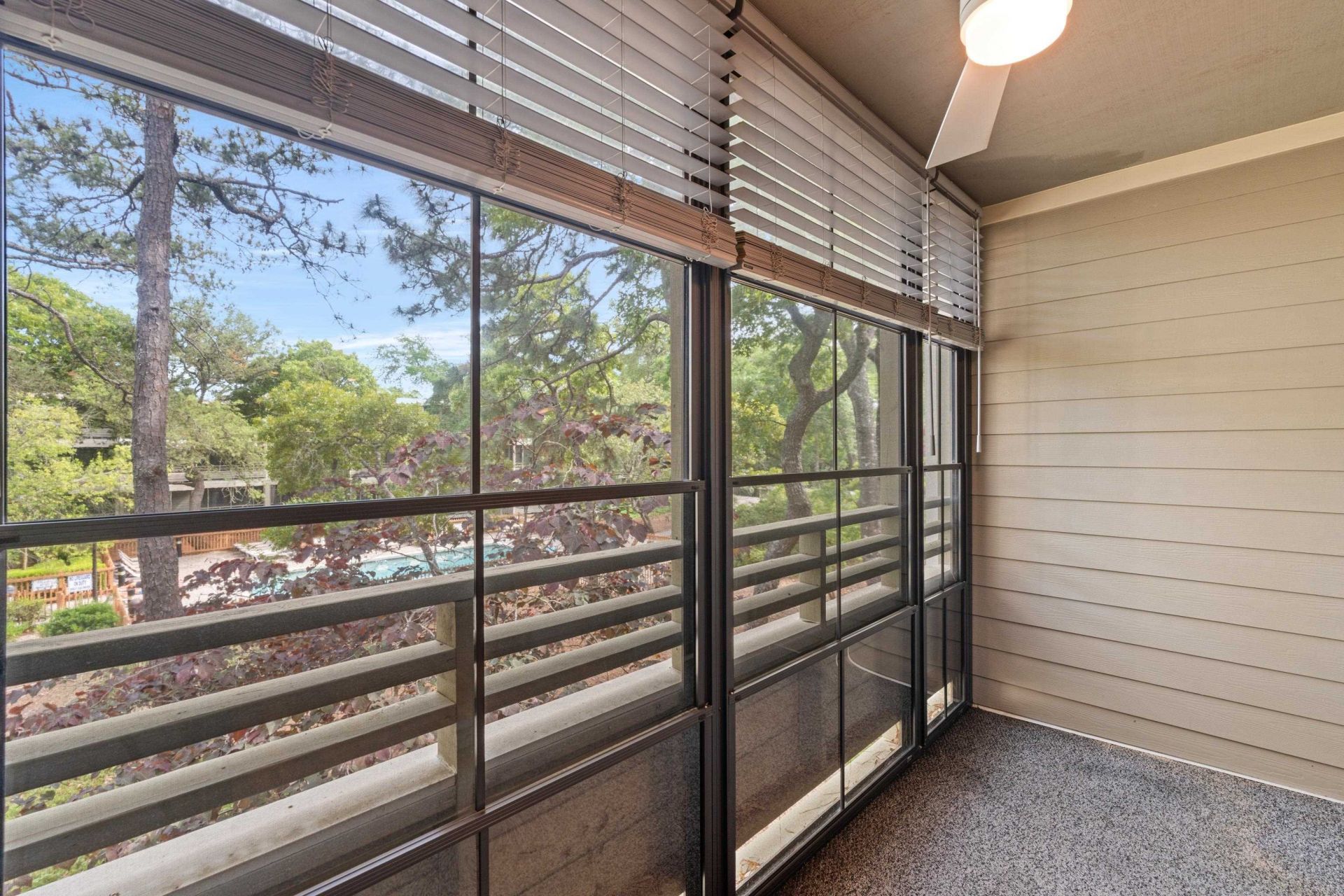 415 Ocean Creek Dr. Photo 5