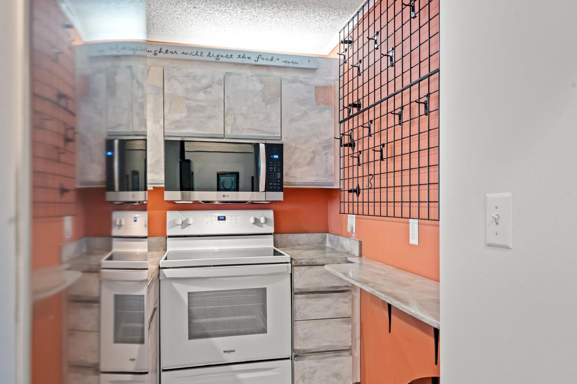 415 Ocean Creek Dr. Photo 7