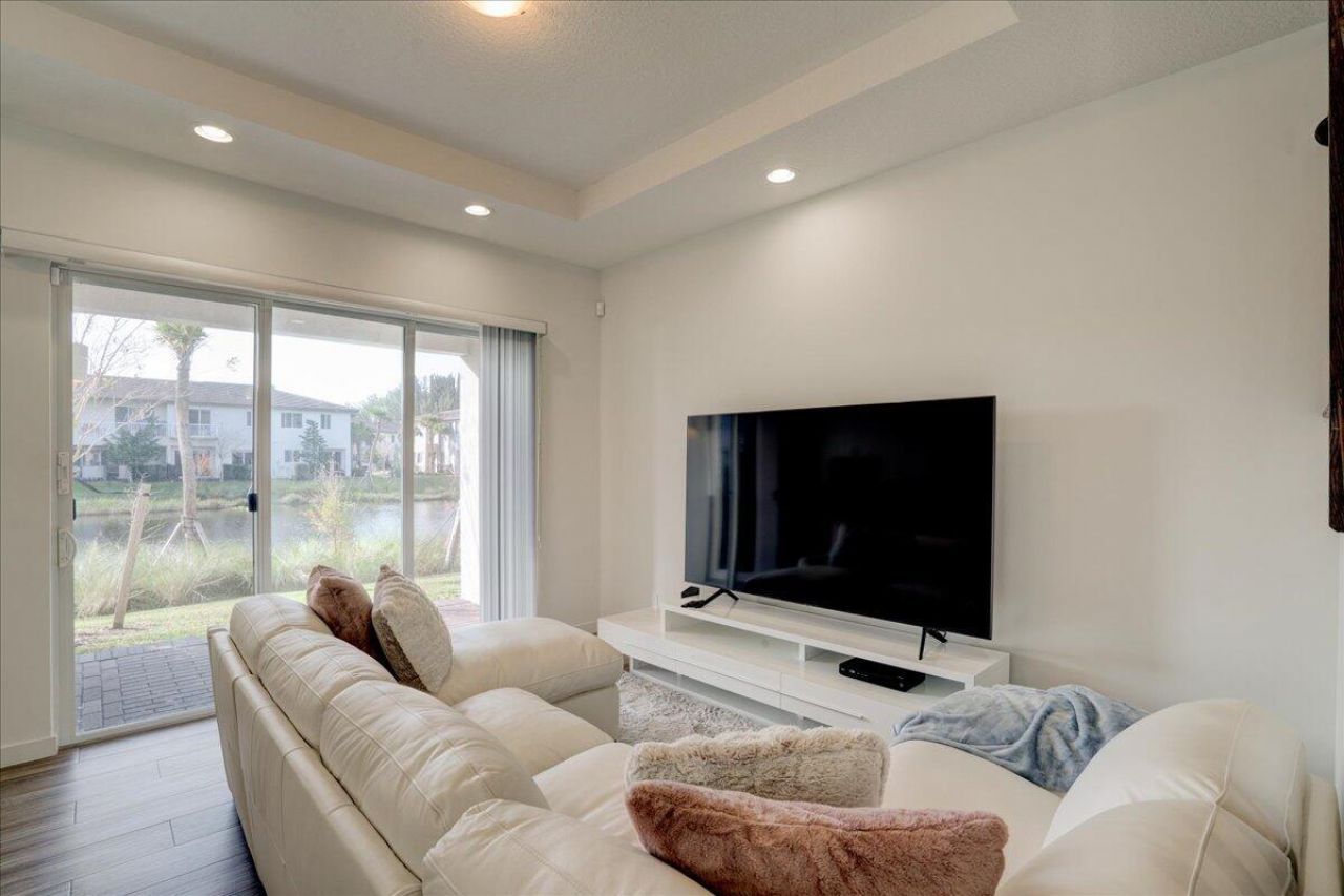 1451 Pioneer Way, Royal Palm Beach, FL 33411 Photo