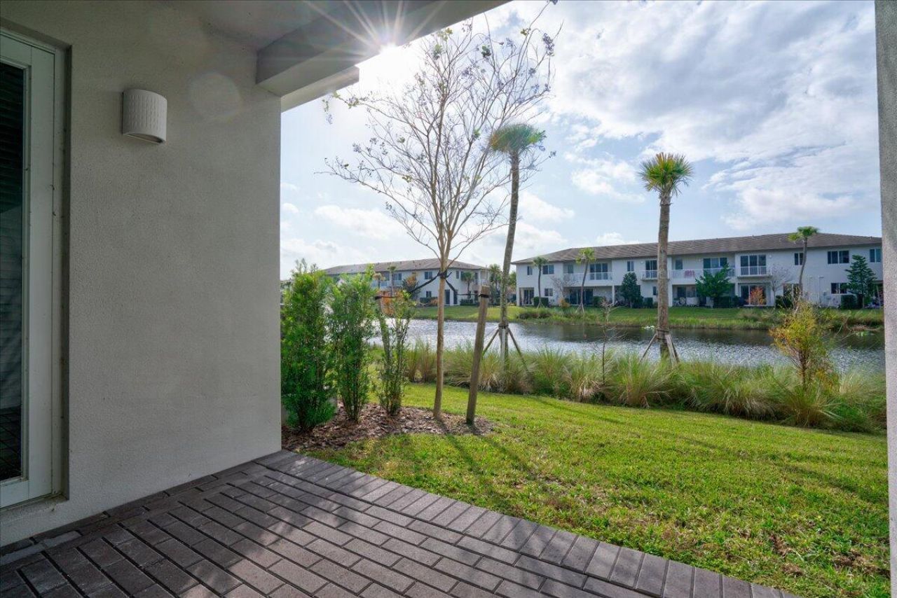 1451 Pioneer Way, Royal Palm Beach, FL 33411 Photo