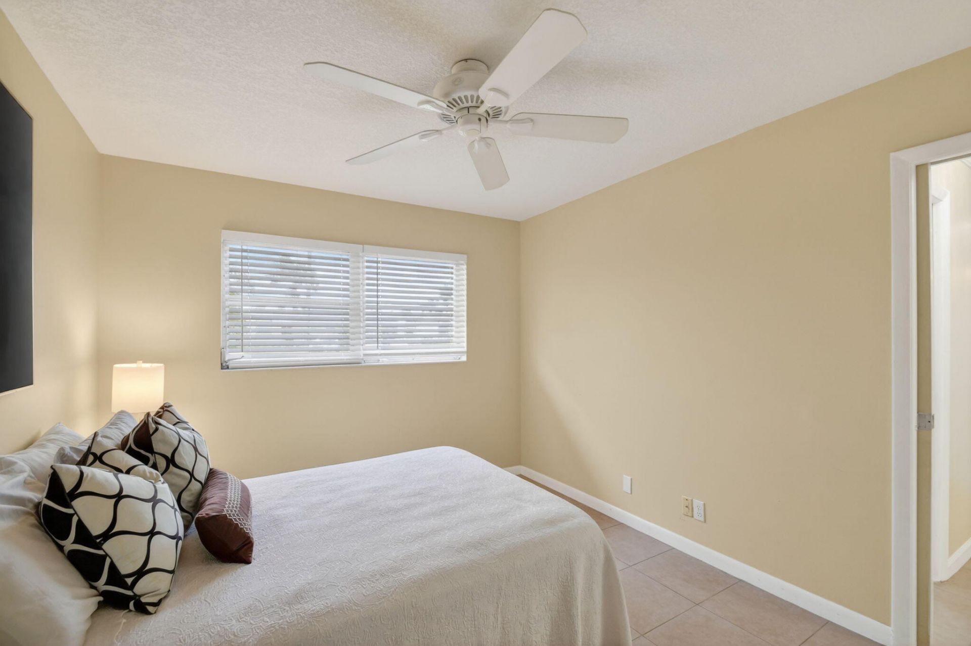 2787 Dudley Dr W, Unit Apt D, West Palm Beach, FL 33415 Photo