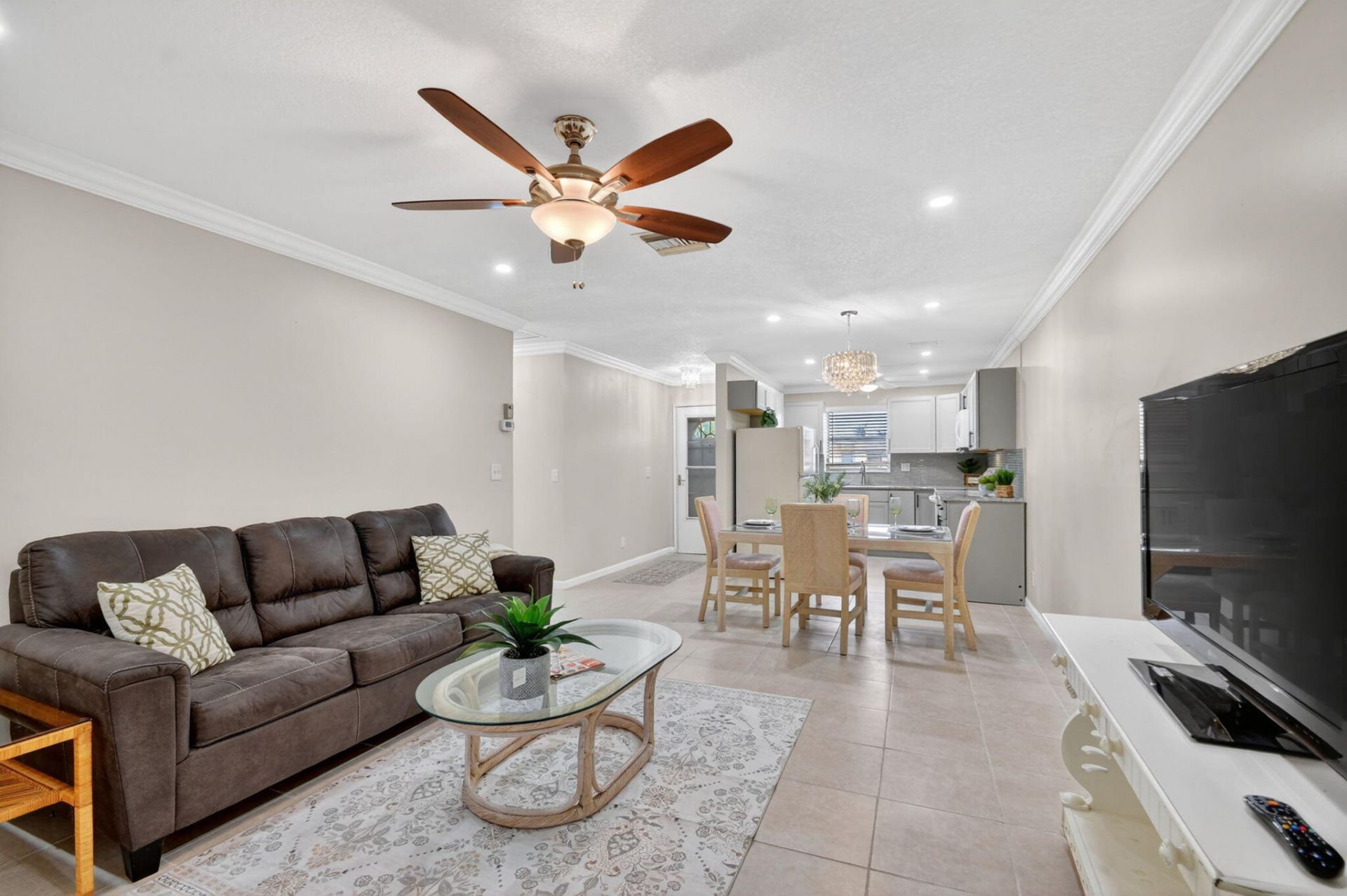 2787 Dudley Dr W, Unit Apt D, West Palm Beach, FL 33415 Photo