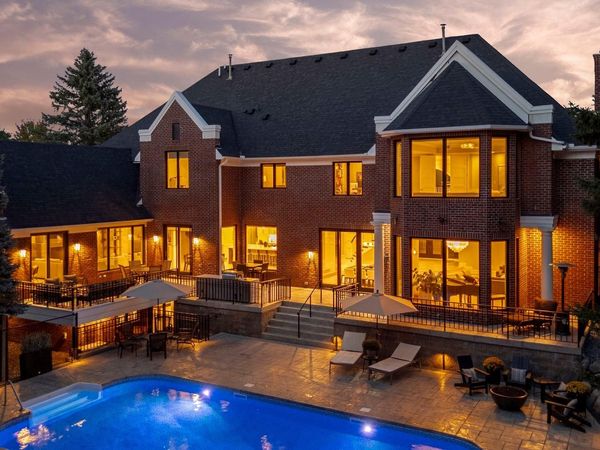3554 Fairway Court, Minnetonka, MN 55305