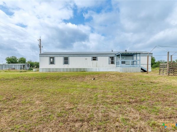 1247 Hwy 87 W. , Smiley, TX 78159