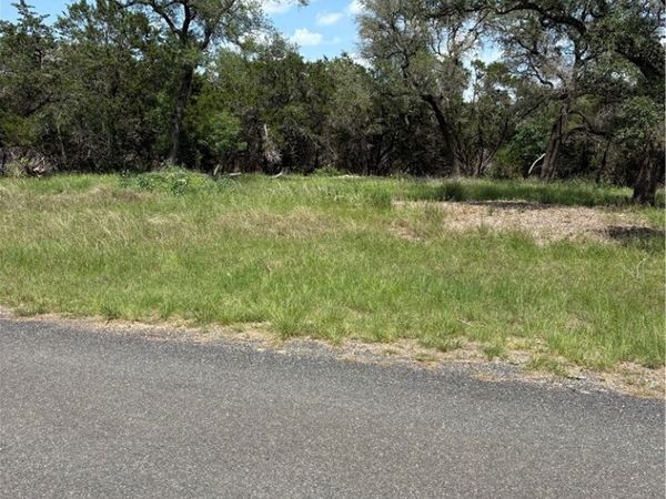 2802 Vista Trail , Belton, TX 76513