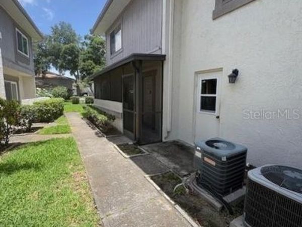 1839 BOUGH AVENUE, Unit B, CLEARWATER, FL 33760