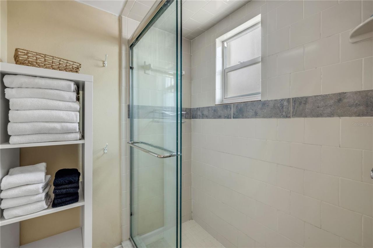 577 N Atlantic Avenue, Unit 7, New Smyrna Beach, FL 32169 Photo