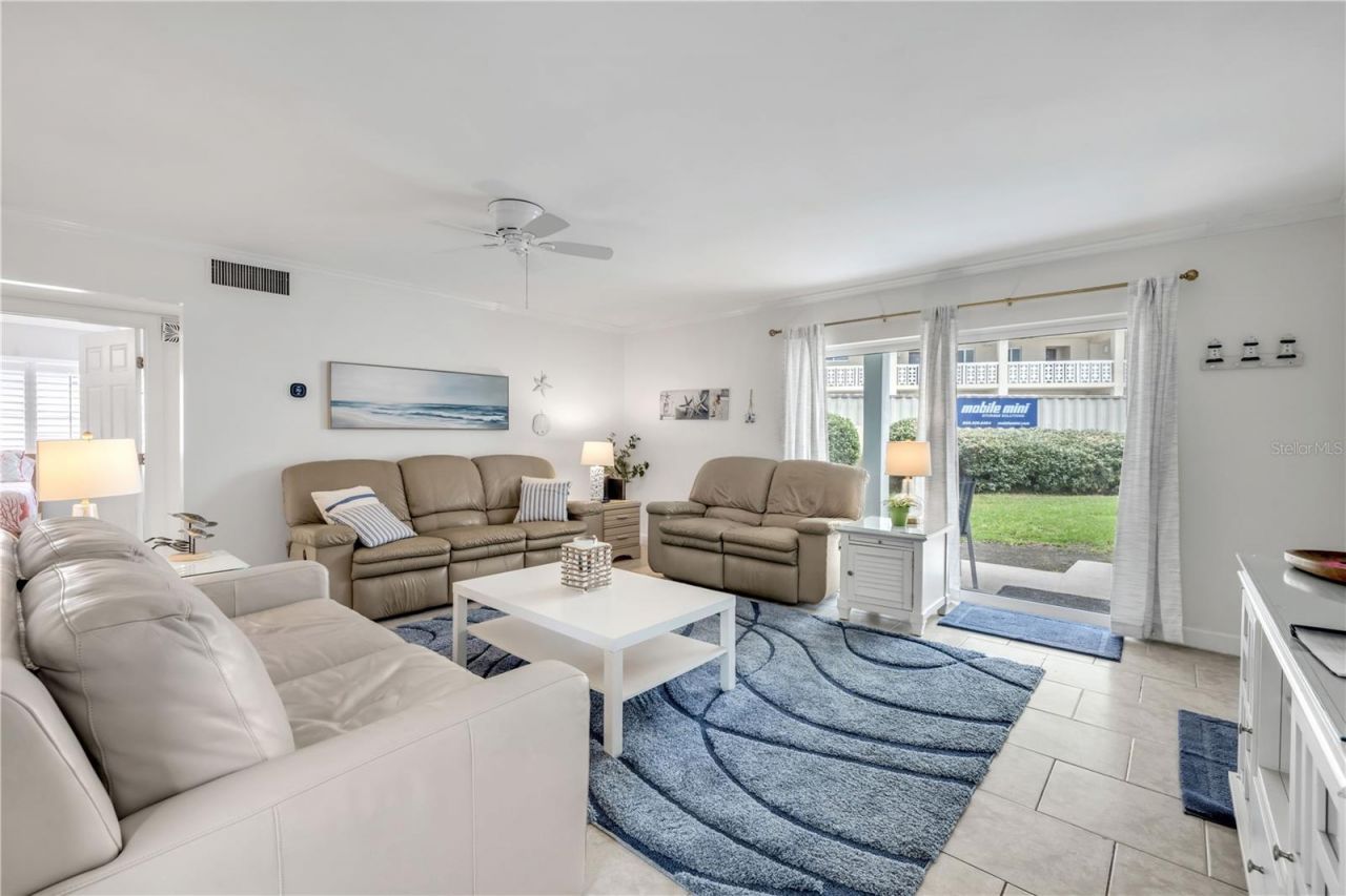 577 N Atlantic Avenue, Unit 7, New Smyrna Beach, FL 32169 Photo