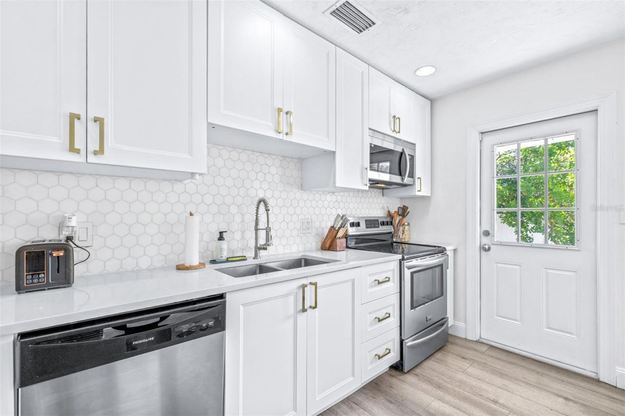 2991 38th Street N, Saint Petersburg, FL 33713 Photo