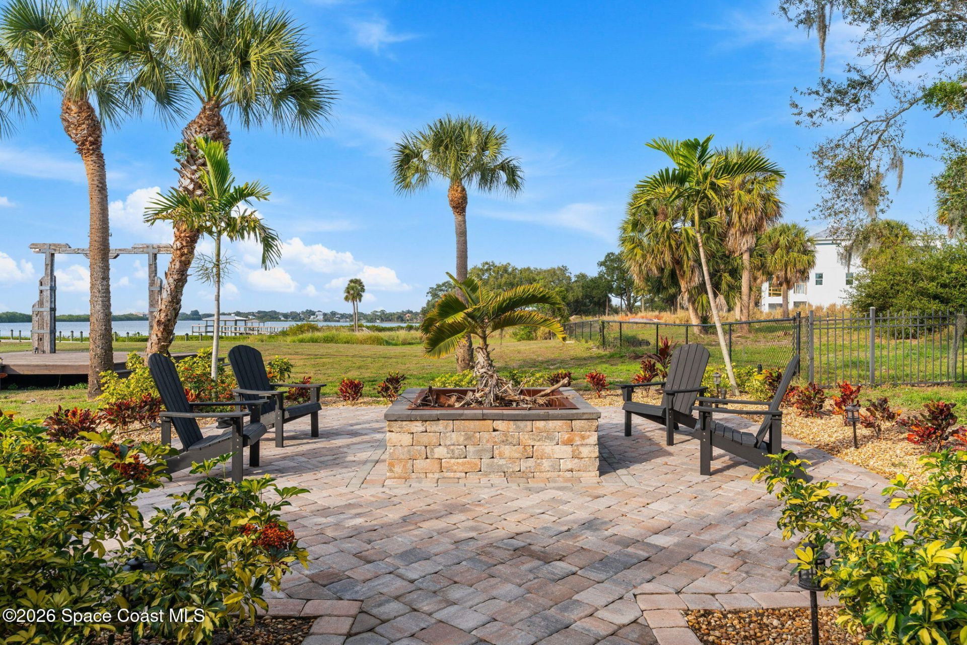 190 Stewart Drive, Merritt Island, FL 32952 Photo
