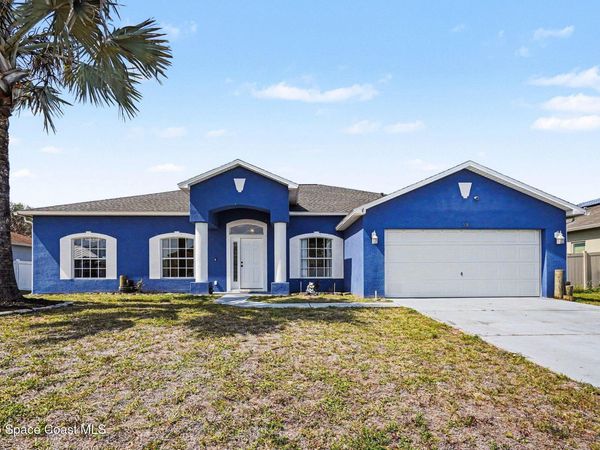 591 Dinner Street NE, Palm Bay, FL 32907