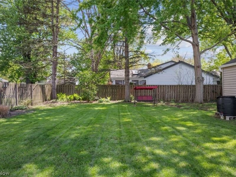 255 Buckeye Drive, Berea, OH 44017 Photo 31