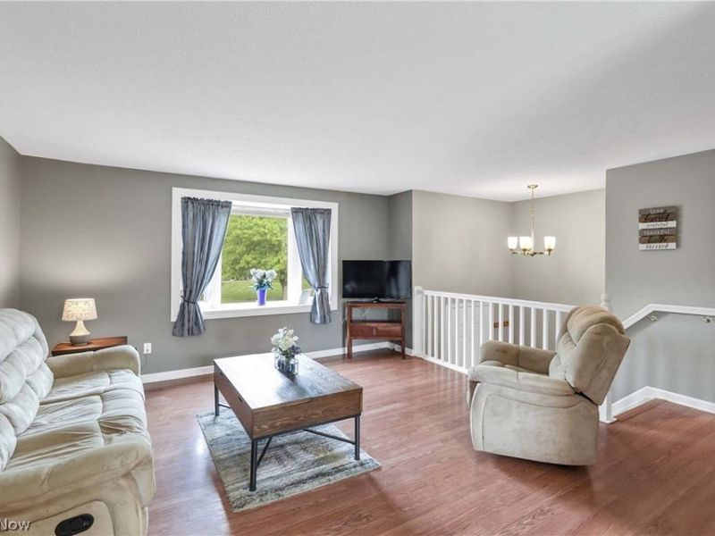 8345 Celianna Drive, Strongsville, OH 44149 Photo 2