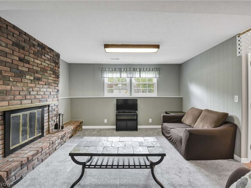 8345 Celianna Drive, Strongsville, OH 44149 Photo 20