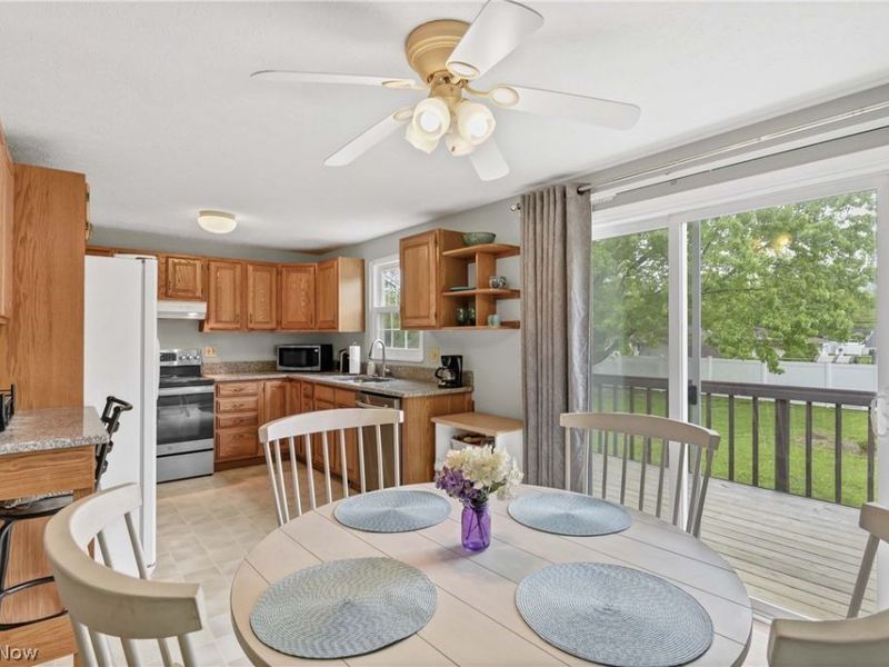 8345 Celianna Drive, Strongsville, OH 44149 Photo 3