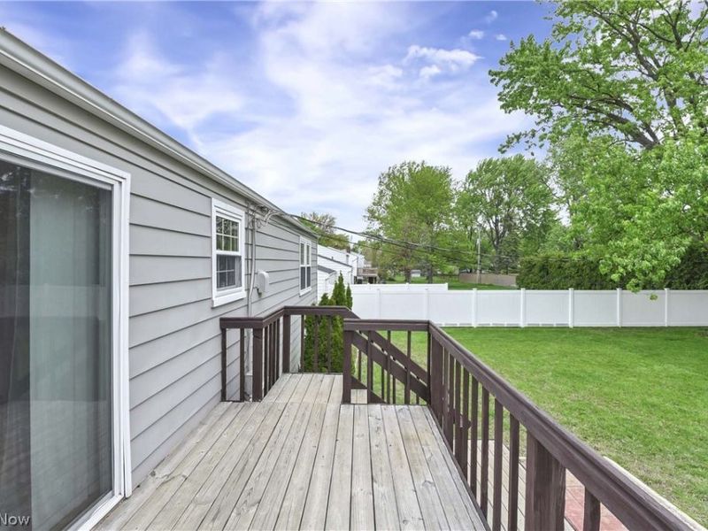 8345 Celianna Drive, Strongsville, OH 44149 Photo 30