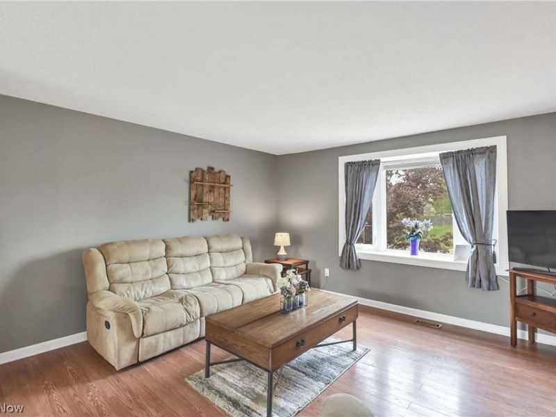 8345 Celianna Drive, Strongsville, OH 44149 Photo 8