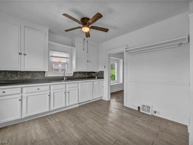 1516 W 116th Street, Cleveland, OH 44102 Photo 25