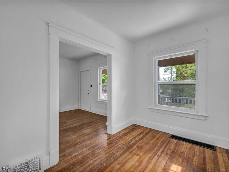 1516 W 116th Street, Cleveland, OH 44102 Photo 9