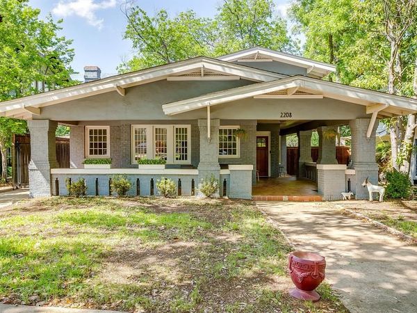 2208 Mistletoe Avenue, Fort Worth, TX 76110