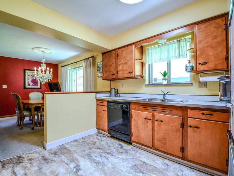 1404 Pinecrest Drive, Dayton, OH 45414 Photo 18