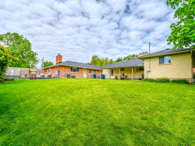 1404 Pinecrest Drive, Dayton, OH 45414 Photo 36
