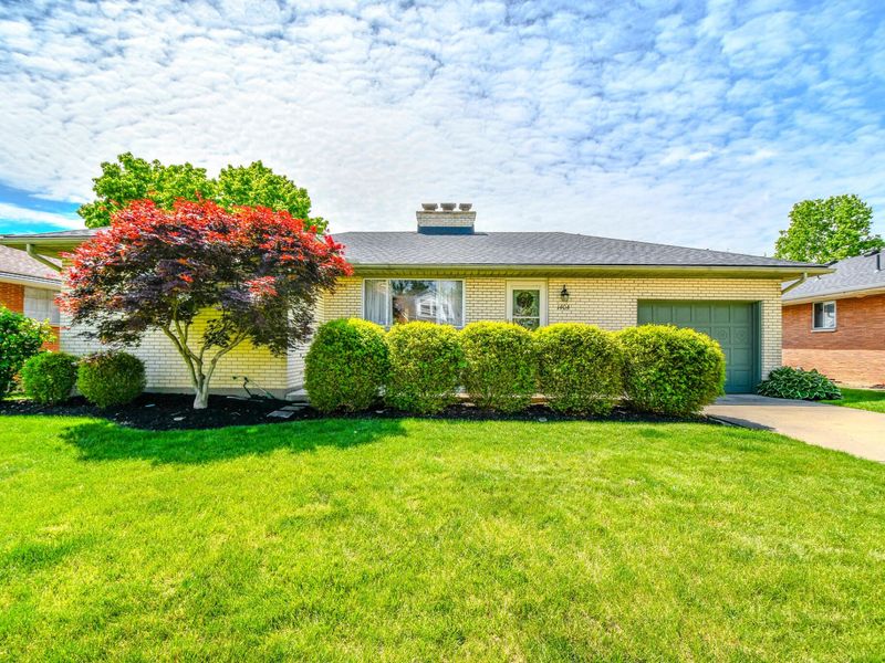1404 Pinecrest Drive, Dayton, OH 45414 Photo 4