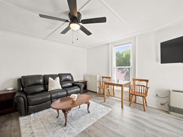 166 Main Street, Unit 21, Littleton, NH 03561