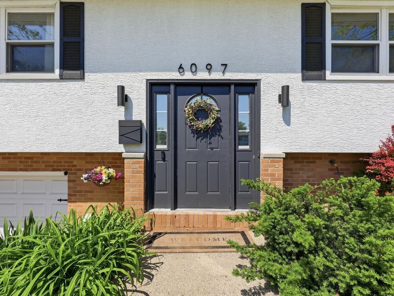 6097 Karl Road , Columbus, OH 43229 Photo 4