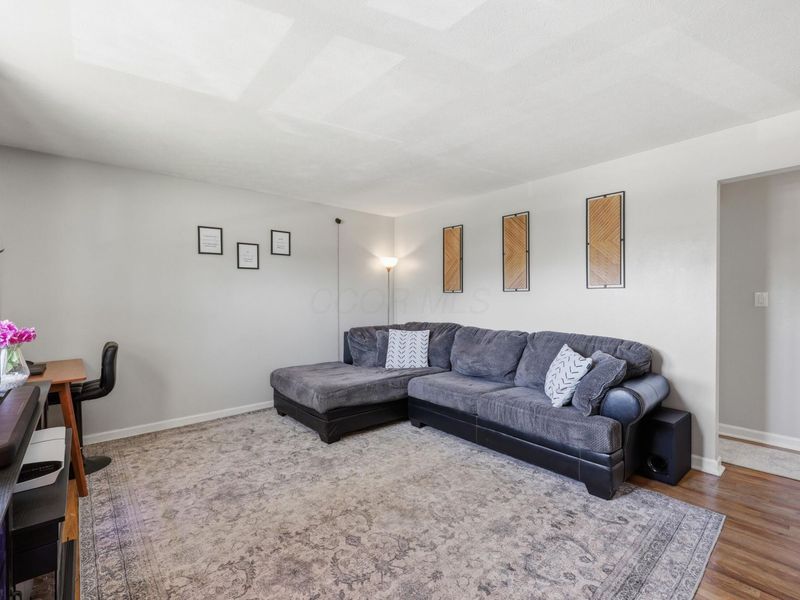 6097 Karl Road , Columbus, OH 43229 Photo 7