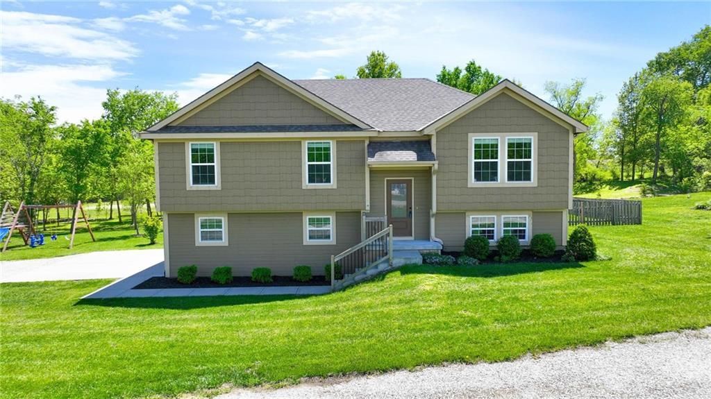 33767 Hwy U Highway, Rayville, MO 64084 Main Photo