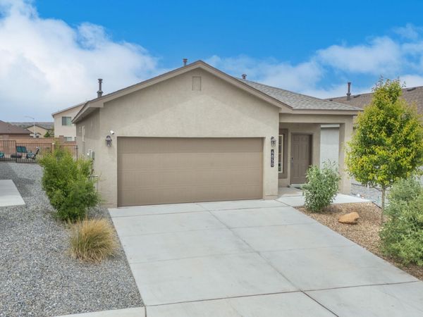 4850 Grizzly Peak Road NE, Rio Rancho, NM 87144