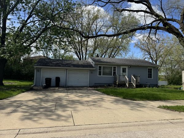 6985 HIATT , Rockford, IL 61114