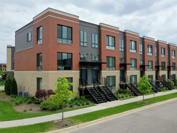 2325 Venture Drive , Schaumburg, IL 60173