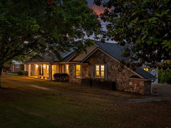 908 Harris Lane, Chattanooga, TN 37412