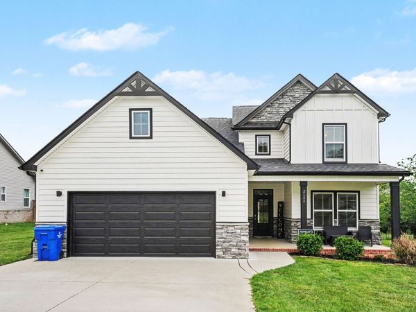 2684 Remington Trce , Clarksville, TN 37043