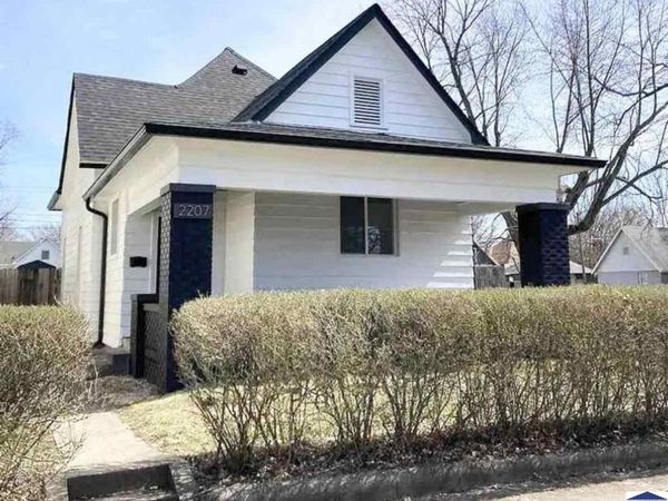 2207 N 13 1/2 Street, Terre Haute, IN 47804