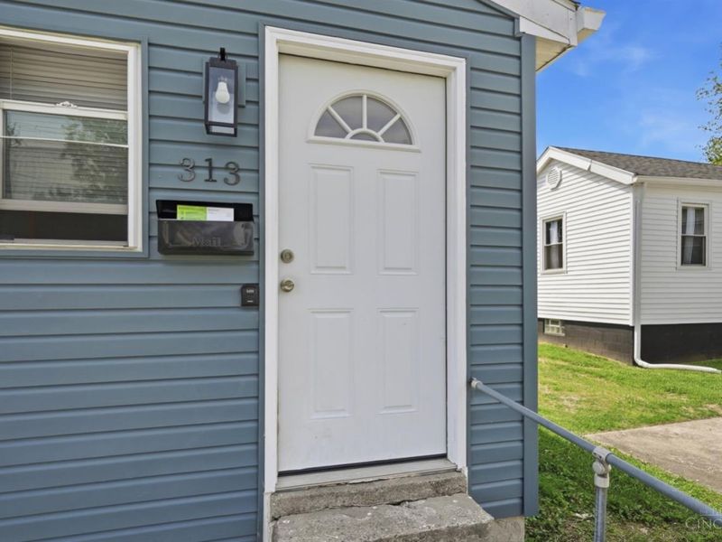 8313 Monroe Avenue, Sycamore Township, OH 45236 Photo 5