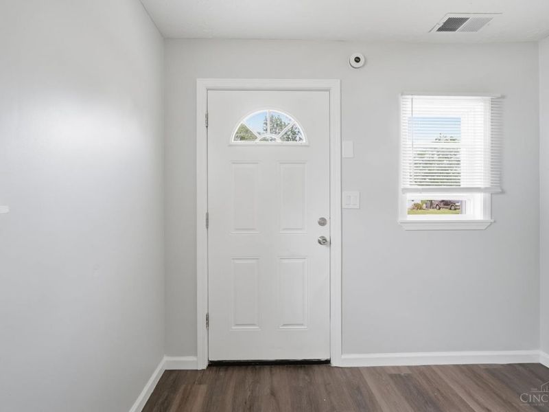8313 Monroe Avenue, Sycamore Township, OH 45236 Photo 6