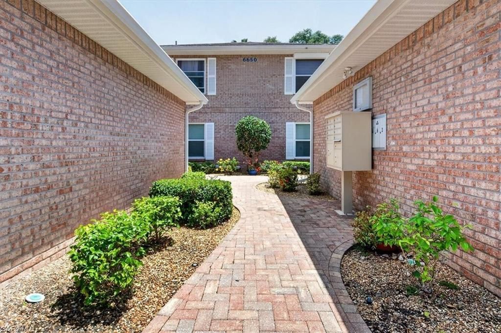 6650 Ilex Cir, Unit 6C, Naples, FL 34109 Photo