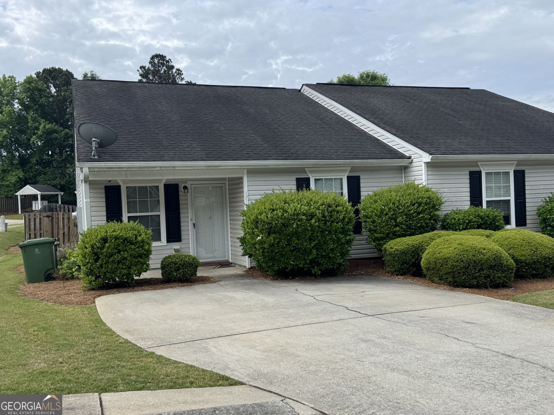 1710 Summerwoods Lane, Griffin, GA 30224 Main Photo