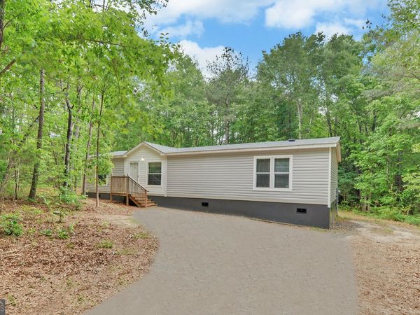 1054 Brookhaven Circle, Toccoa, GA 30577