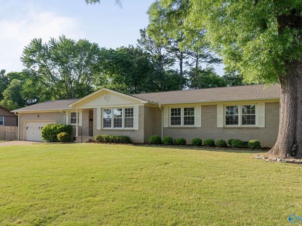 1219 Briar Hollow Trail SE, Huntsville, AL 35802