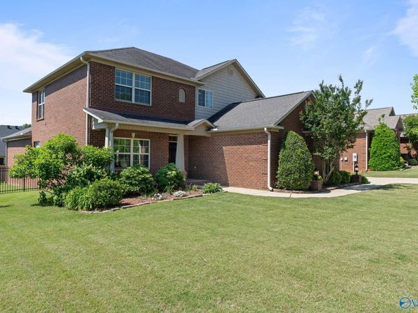 4510 Stone Park Circle, Owens Cross Roads, AL 35763