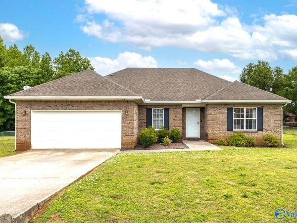 145 Hazel Trace, Hazel Green, AL 35750