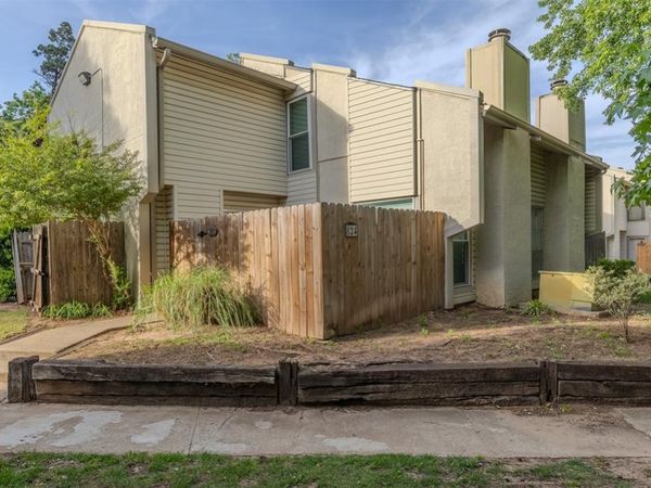 824 Cardinal Creek Boulevard, Norman, OK 73072
