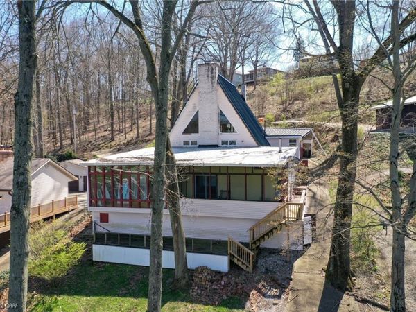 166 Cheyenne Trail , Malvern, OH 44644